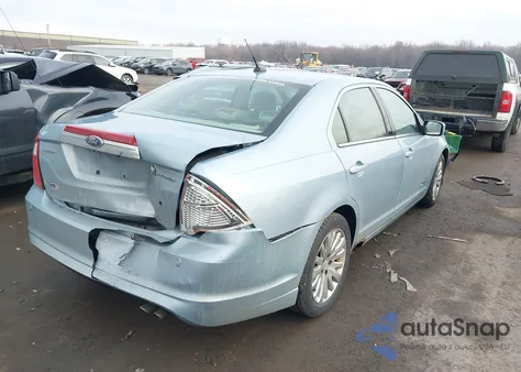 2010 Ford Fusion Hybrid from USA, damaged, VIN 3FADP0L39AR210137